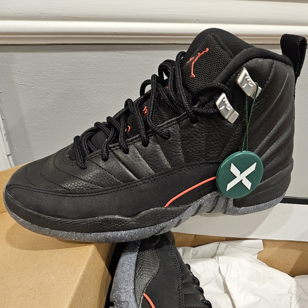 New Air jordan 12 retro utility youth with box